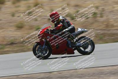 media/Apr-20-2025-AHRMA (Sun) [[393a79c373]]/Race/Group 8/Turn 4b/